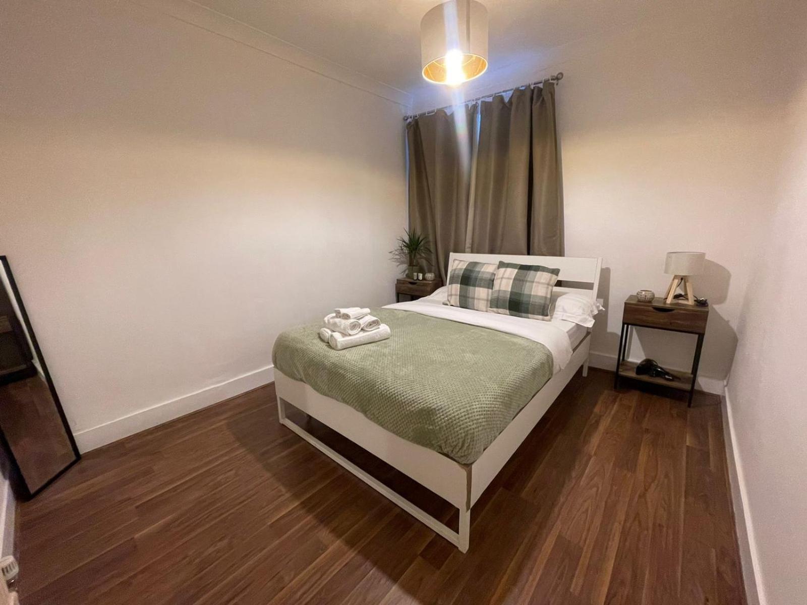 Park View Homestay Баркинг Экстерьер фото